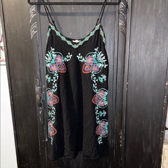 Entro Black Floral Embroidered Mini Slip Dress - Picture 4 of 13